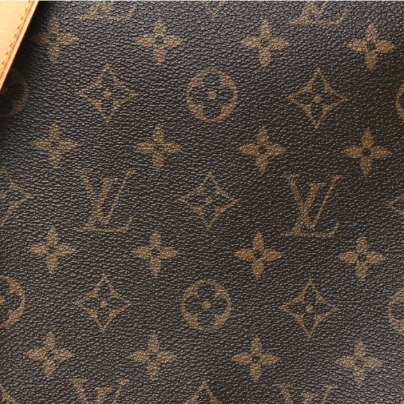 LOUIS VUITTON
Monogram Musette Salsa Long Strap - Picture 7 of 7